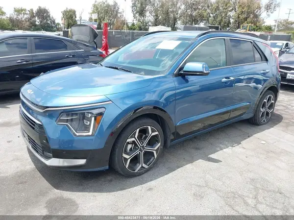 KNDCT3LE8R5126104 2024 KIA NIRO - Image 2