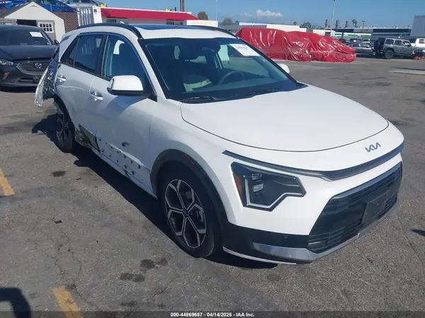 KNDCT3LE8R5132050 2024 KIA NIRO - Image 1