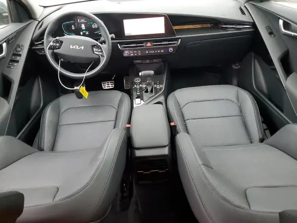 KNDCT3LE8R5136602 2024 KIA NIRO - Image 8