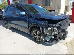 KNDCT3LE8S5223891 2025 KIA NIRO