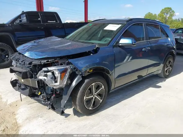 KNDCT3LE8S5223891 2025 KIA NIRO - Image 2