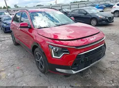 KNDCT3LE8S5275246 2025 KIA NIRO