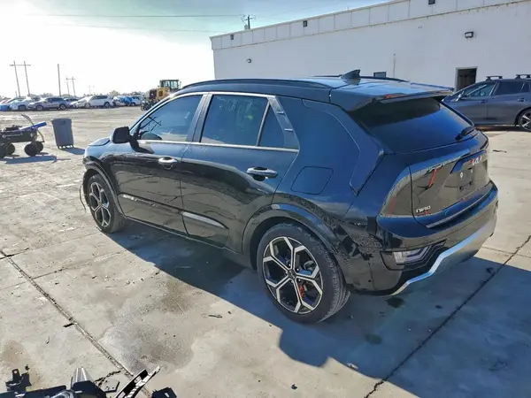 KNDCT3LE9P5055847 2023 KIA NIRO - Image 2