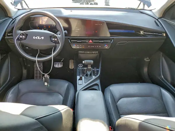 KNDCT3LE9P5055847 2023 KIA NIRO - Image 8