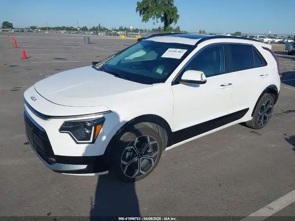KNDCT3LE9R5122188 2024 KIA NIRO - Image 2