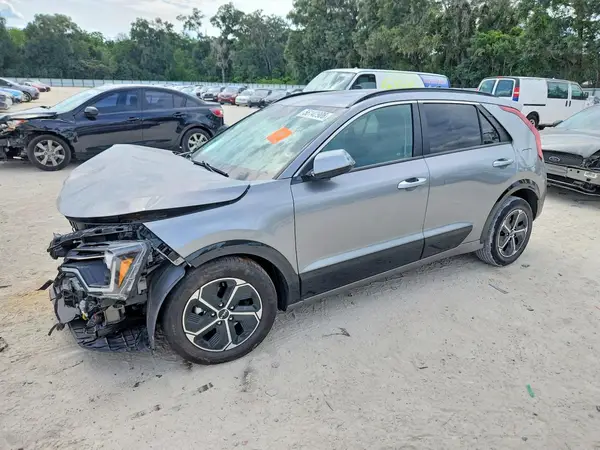 KNDCT3LEXP5034327 2023 KIA NIRO - Image 1