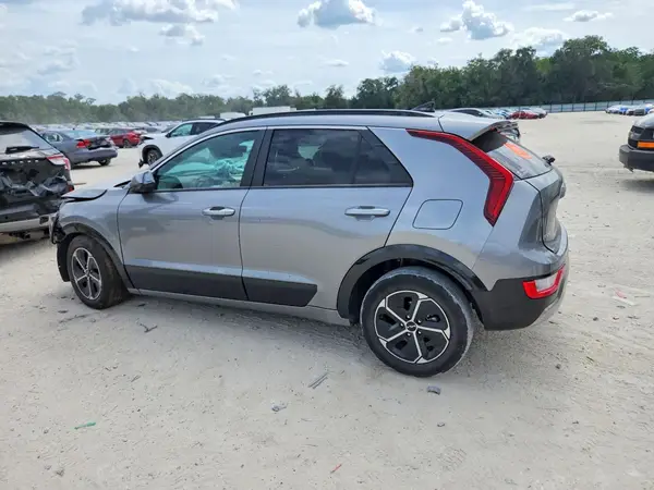 KNDCT3LEXP5034327 2023 KIA NIRO - Image 2