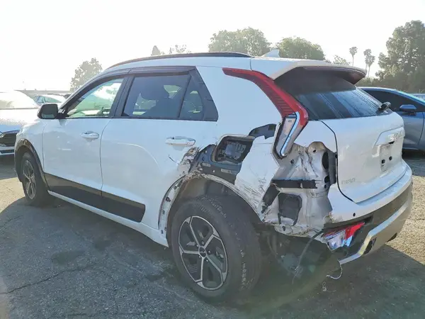 KNDCT3LEXP5111021 2023 KIA NIRO - Image 2