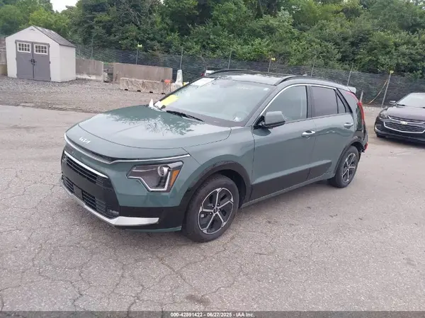 KNDCT3LEXR5128663 2024 KIA NIRO - Image 2
