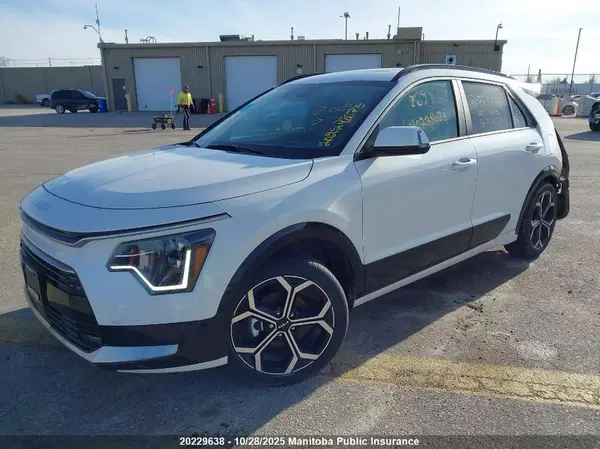KNDCT3LEXS5231538 2025 KIA NIRO - Image 2