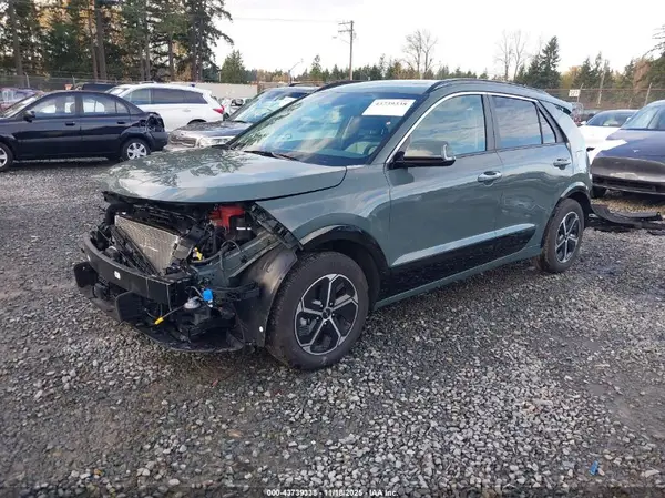KNDCT3LEXS5235699 2025 KIA NIRO - Image 2