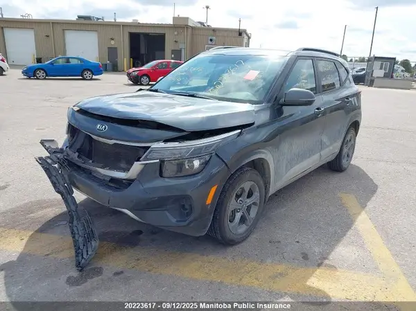 KNDEP2AA1M7119175 2021 KIA SELTOS - Image 2