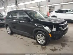 KNDEP2AA6M7118488 2021 KIA SELTOS