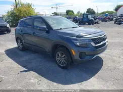 KNDEP2AA7M7103773 2021 KIA SELTOS