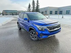 KNDEP2AA7M7120637 2021 KIA SELTOS