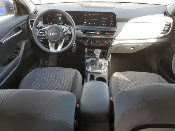 KNDEP2AA9R7487210 2024 KIA SELTOS - Image 8