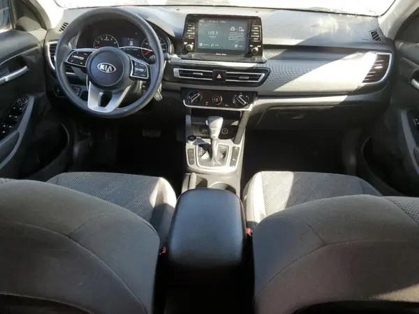 KNDEPCAA0M7130013 2021 KIA SELTOS - Image 8