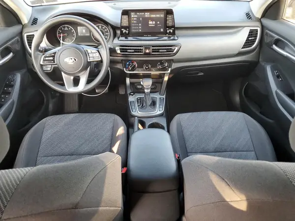 KNDEPCAA0M7130755 2021 KIA SELTOS - Image 8