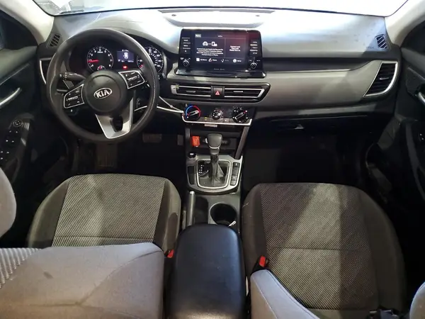 KNDEPCAA0M7138029 2021 KIA SELTOS - Image 8
