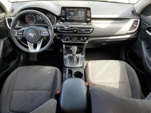 KNDEPCAA0M7141559 2021 KIA SELTOS - Image 8