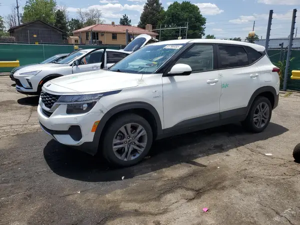 KNDEPCAA0M7142968 2021 KIA SELTOS - Image 1