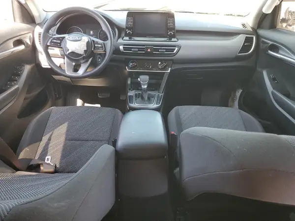 KNDEPCAA0M7214039 2021 KIA SELTOS - Image 8
