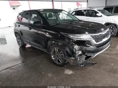 KNDEPCAA1M7044841 2021 KIA SELTOS