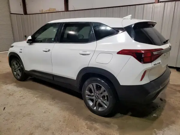 KNDEPCAA1M7045035 2021 KIA SELTOS - Image 2