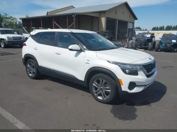 KNDEPCAA1M7061591 2021 KIA SELTOS - Image 1