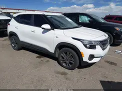 KNDEPCAA1M7130425 2021 KIA SELTOS