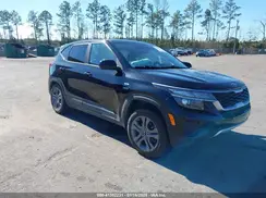 KNDEPCAA1M7154630 2021 KIA SELTOS