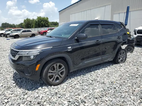 KNDEPCAA1M7154739 2021 KIA SELTOS - Image 1
