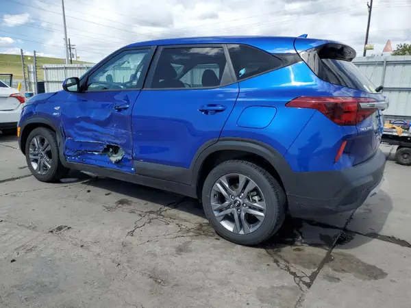 KNDEPCAA1M7156409 2021 KIA SELTOS - Image 2