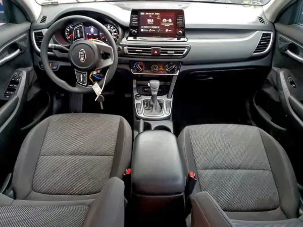 KNDEPCAA1M7162985 2021 KIA SELTOS - Image 8