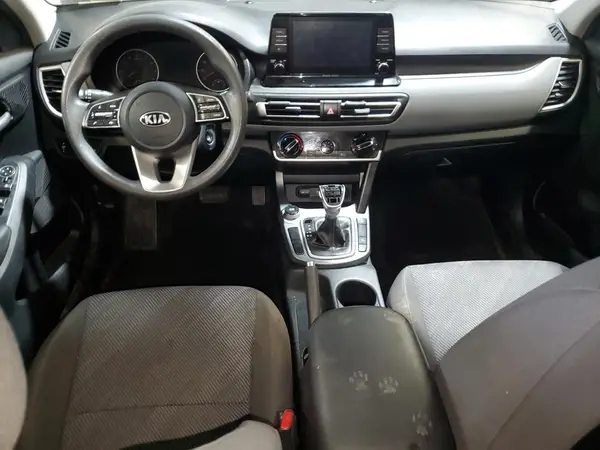 KNDEPCAA1M7166180 2021 KIA SELTOS - Image 8