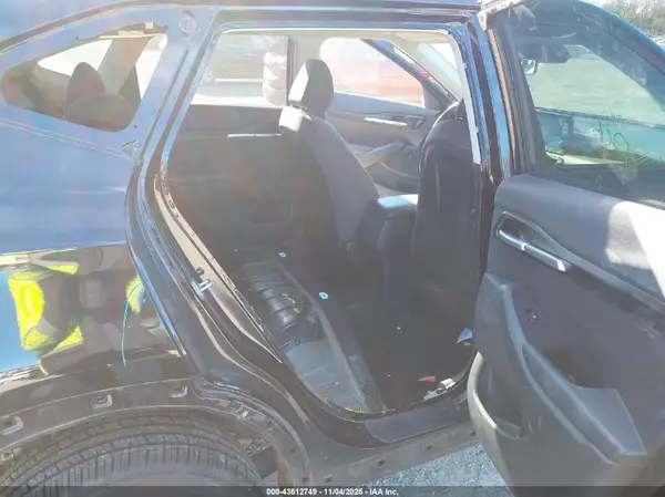 KNDEPCAA1N7249674 2022 KIA SELTOS - Image 8