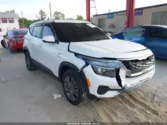 KNDEPCAA1N7330853 2022 KIA SELTOS