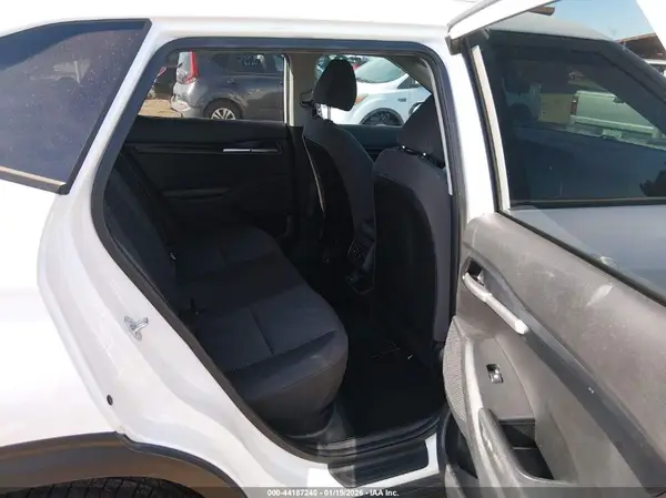 KNDEPCAA1R7472707 2024 KIA SELTOS - Image 8
