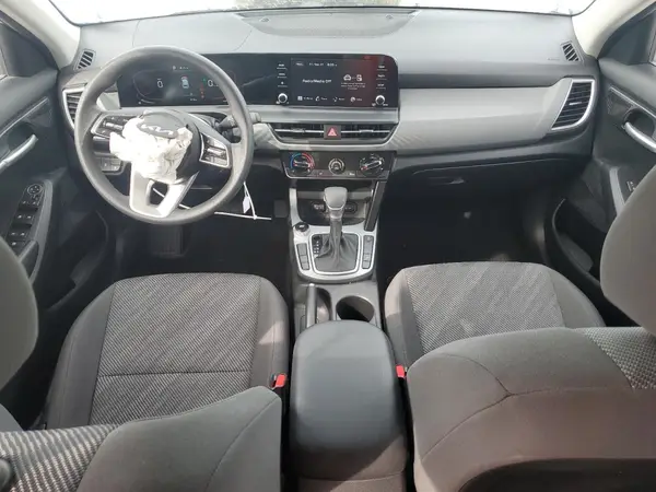 KNDEPCAA1R7622511 2024 KIA SELTOS - Image 8