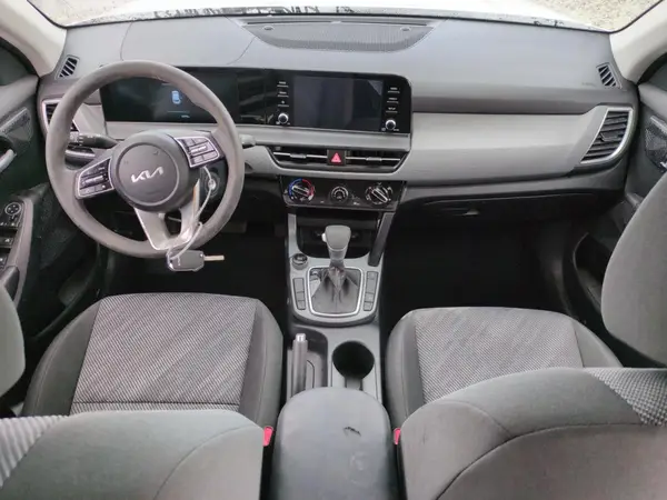 KNDEPCAA1S7707354 2025 KIA SELTOS - Image 8