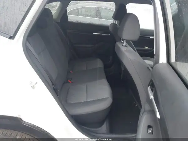 KNDEPCAA2M7046744 2021 KIA SELTOS - Image 8
