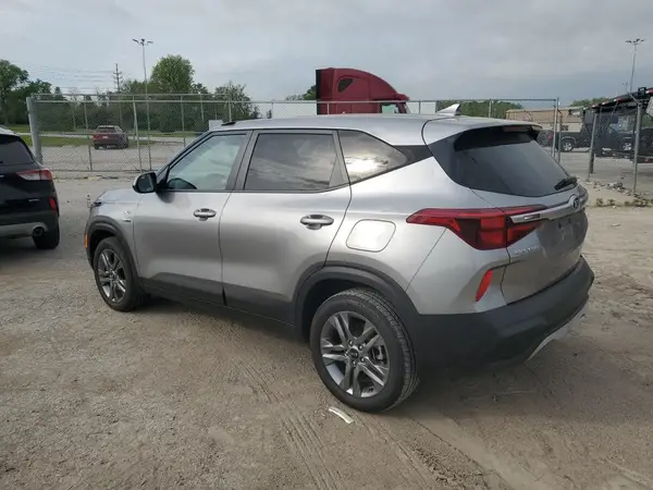 KNDEPCAA2M7048963 2021 KIA SELTOS - Image 2