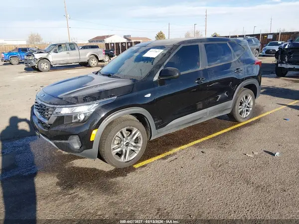 KNDEPCAA2M7060918 2021 KIA SELTOS - Image 2