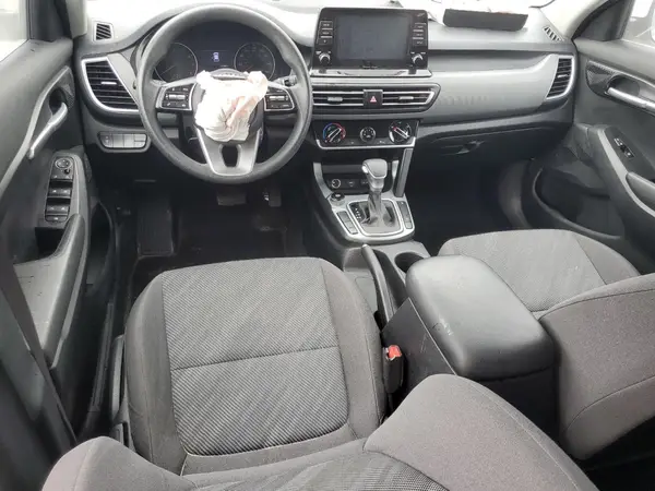 KNDEPCAA2M7111866 2021 KIA SELTOS - Image 8