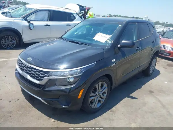 KNDEPCAA2M7113228 2021 KIA SELTOS - Image 2