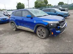 KNDEPCAA2M7116677 2021 KIA SELTOS