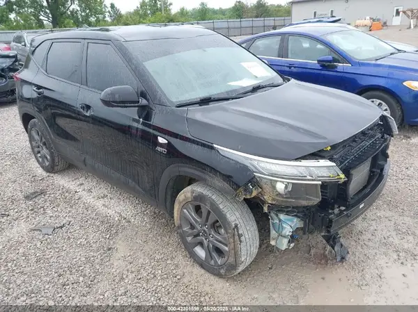 KNDEPCAA2M7128070 2021 KIA SELTOS - Image 1
