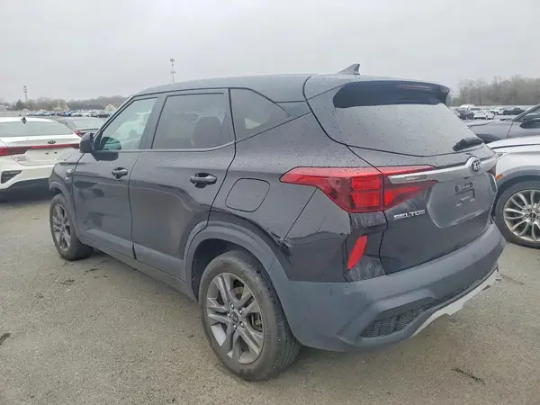 KNDEPCAA2M7143264 2021 KIA SELTOS - Image 2