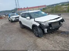 KNDEPCAA2M7152742 2021 KIA SELTOS
