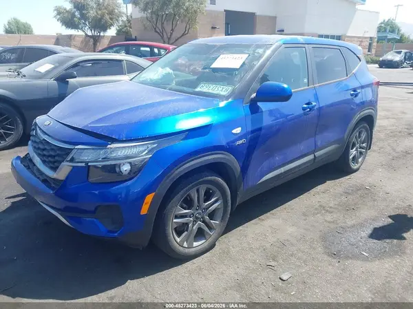 KNDEPCAA2M7162185 2021 KIA SELTOS - Image 2